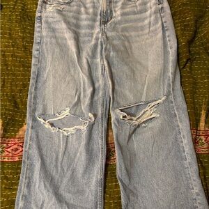 American Eagle Outfitters Light Blue Distressed Boyfriend Jeans